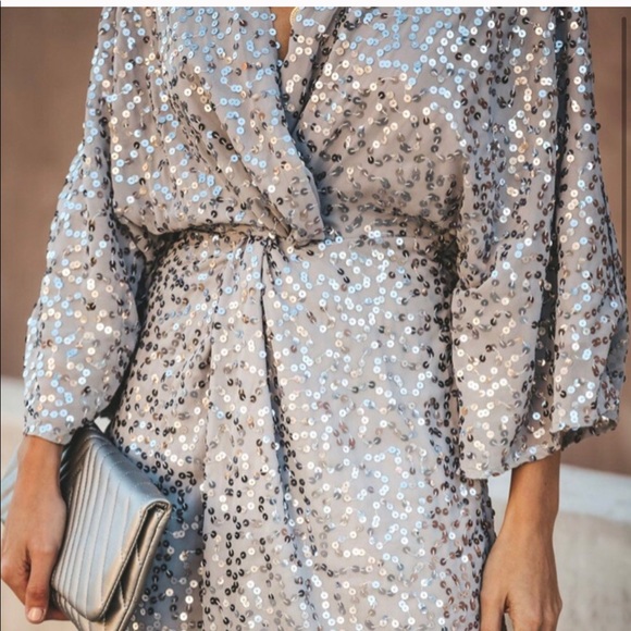 SOLD Silver Sparks fly kimono dress from vici - Picture 2 of 4